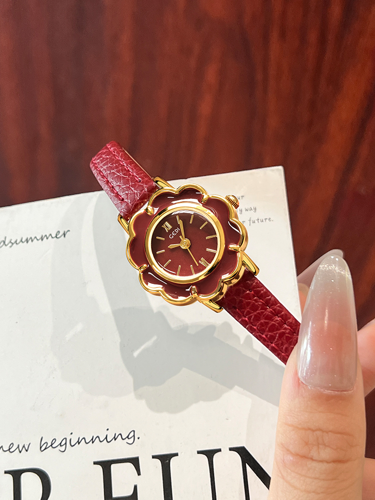 Vintage-style leather floral d - Vintage Watch Collecting 리뷰 및 가격