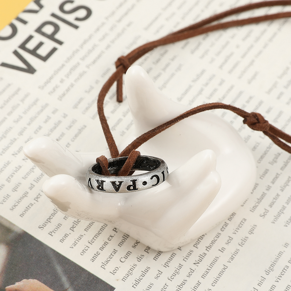 Game Anime Leather Chain Ring  - Vintage Item 리뷰 및 가격