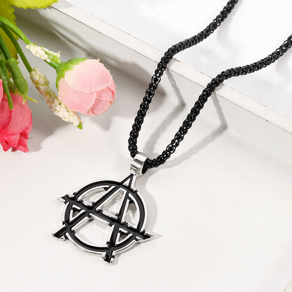 Movies Avengers Symbol Letter  - Vintage Item 리뷰 및 가격