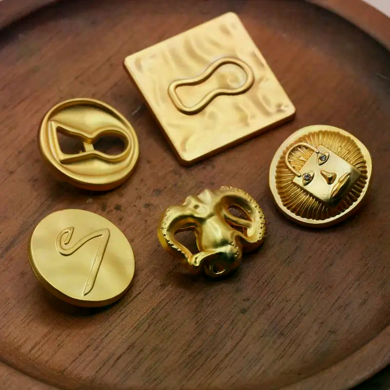 Vintage Metal Button Artistic  - Vintage Collectible Buttons 리뷰 및 가격