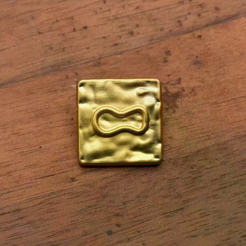 Vintage Metal Button Artistic  - Vintage Collectible Buttons 리뷰 및 가격