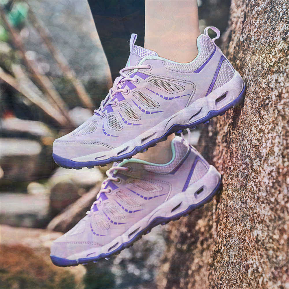 Sumer Round Tip Silver Sneaker - Most Expensive Vintage Collection 리뷰 및 가격