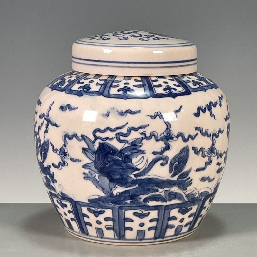 Vintage Chinese Blue White Hea - Vintage Collectible Pottery 리뷰 및 가격